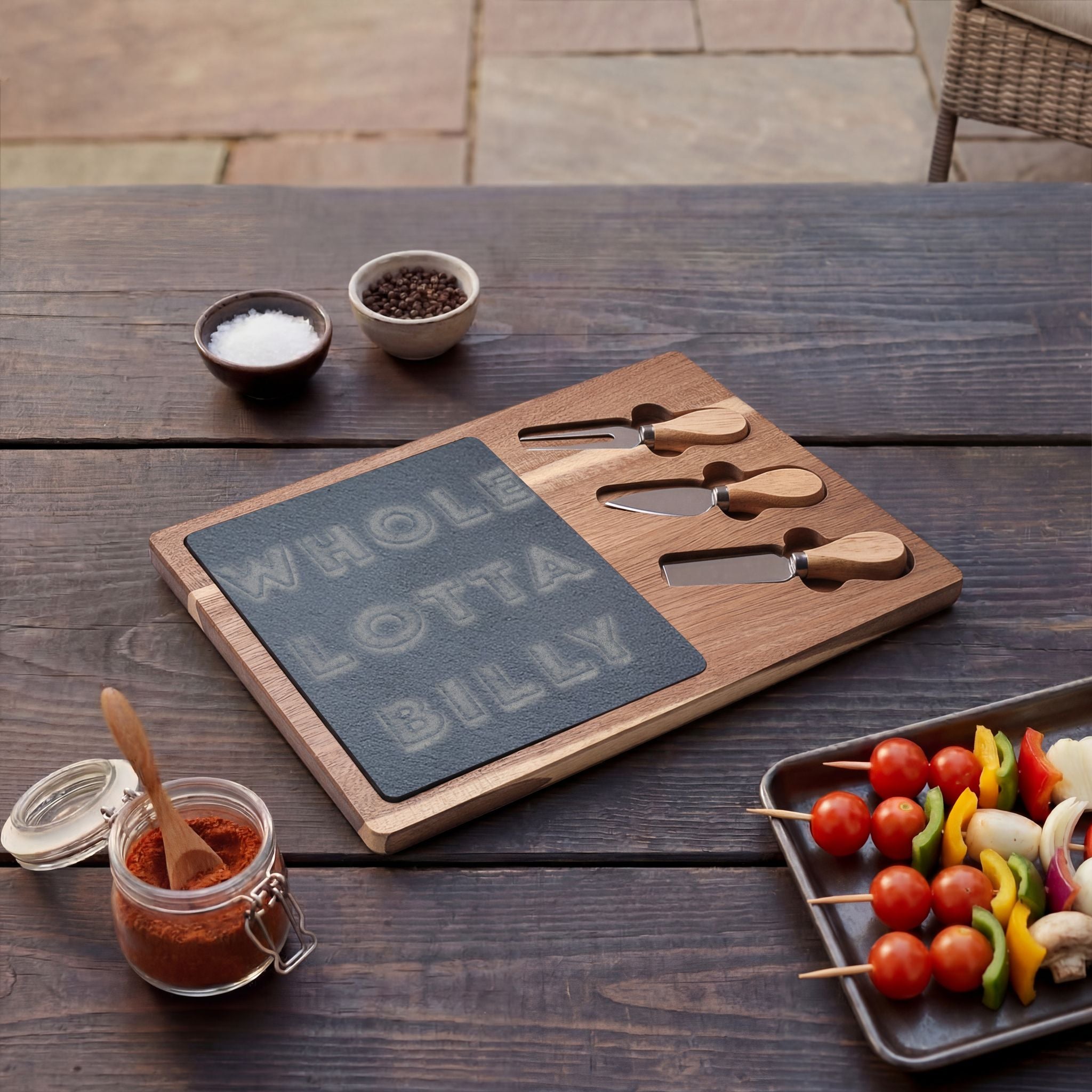 WHOLELOTTABILLY Charcuterie Board (Engraving)