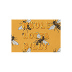 WHOLELOTTABILLY HONEYBEE Outdoor Rug